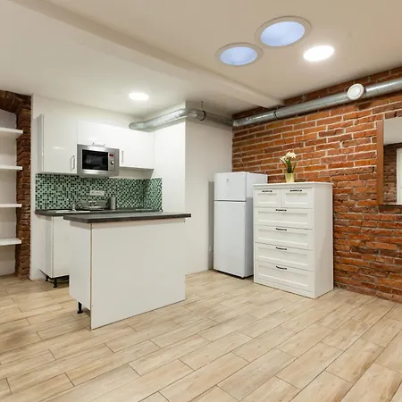 Διαμέρισμα Spacious In Quiet Courtyard Near Charles Bridge Πράγα